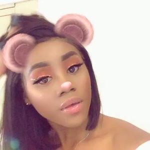 Meet your Posher, Ash